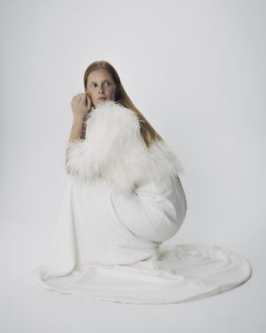 MUNTANER (Ostrich feathers)